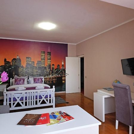 Sava Square Apartment Белград Екстер'єр фото